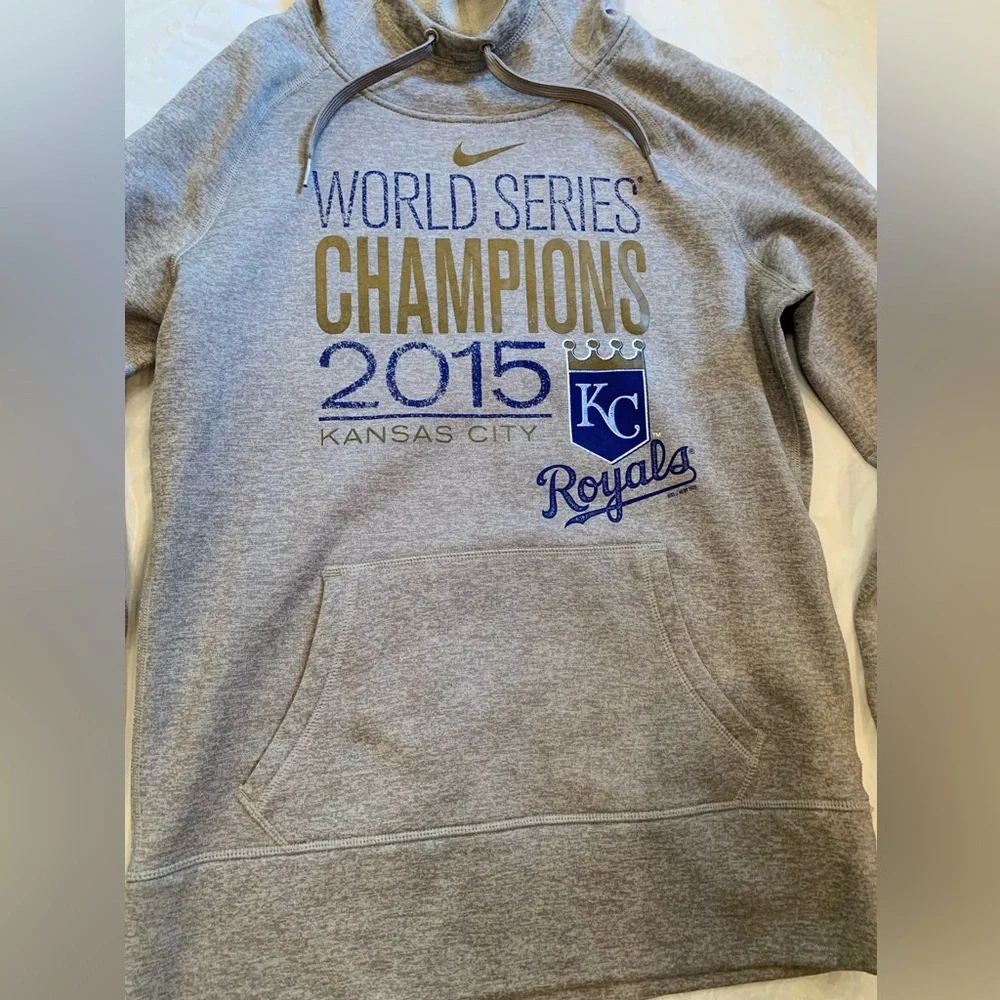 Nike Therma Fit  Kansas City Royals World Series Champions 2015 Hoodie Size S